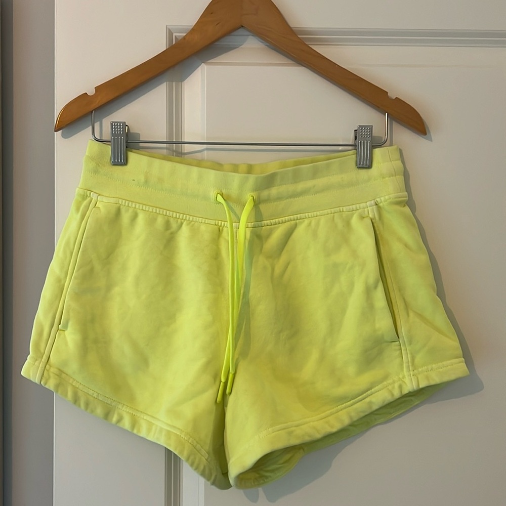 **BRAND NEW CONDITION** LULULEMON SWEAT SHORTS